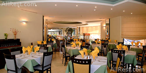 Pearl Beach Hotel 8